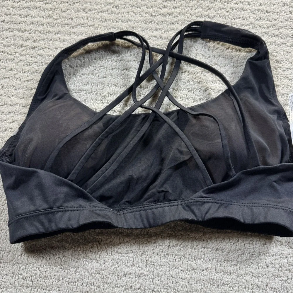 Victoria Sport Womens Large Sports‎ Bra Black Criss Cross Straps Logo Text
